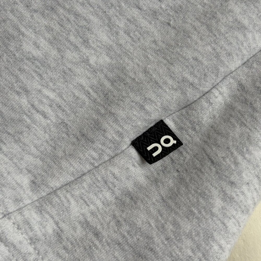 On Cloud Running Movement Hoodie (Crater) - Size Small - Picture 5 of 8